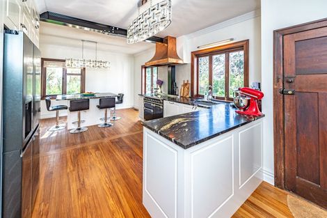 Photo of property in 4 Kent Road, Saint Johns Hill, Whanganui, 4501