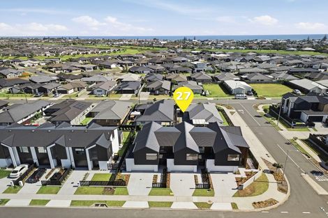 Photo of property in 27 Carronade Street, Papamoa Beach, Papamoa, 3118