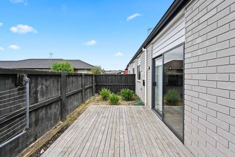 Photo of property in 10/15 Onukutara Place, Huntington, Hamilton, 3281