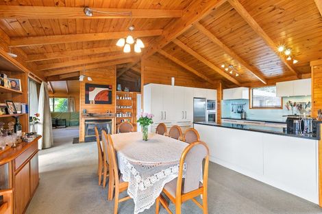 Photo of property in 76 Brick Bay Drive, Sandspit, Warkworth, 0982