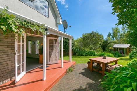 Photo of property in 9 Ruskin Place, Westown, New Plymouth, 4310
