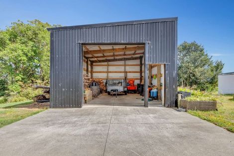 Photo of property in 208 Ngatimaru Road, Tikorangi, Waitara, 4383