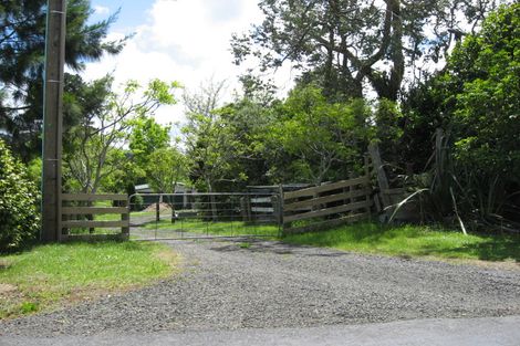 Photo of property in 82 Hanham Road, Kumeu, 0891