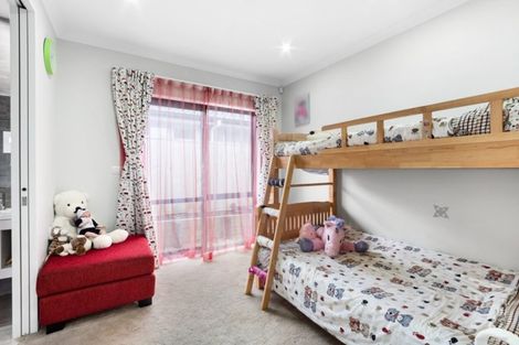 Photo of property in 2 Floyd Road, Riverhead, 0820