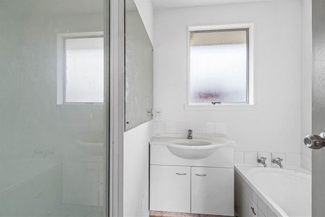 Photo of property in 2 Bidwell Place, Hillmorton, Christchurch, 8025