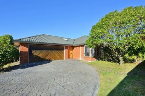 Photo of property in 10 Millcroft Place, Parklands, Christchurch, 8083