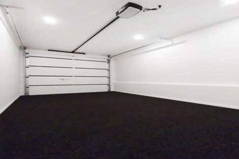 Photo of property in 4/535 Swanson Road, Ranui, Auckland, 0612