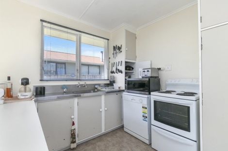 Photo of property in 6 Ngaturi Grove, Wainuiomata, Lower Hutt, 5014