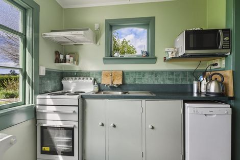 Photo of property in 16 Murphy Street, Dunback, Palmerston, 9483