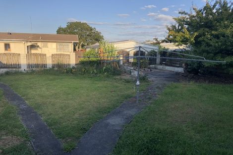 Photo of property in 55 Sikkim Crescent, Clover Park, Auckland, 2019