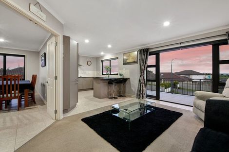 Photo of property in 15 The Rise, Gulf Harbour, Whangaparaoa, 0930