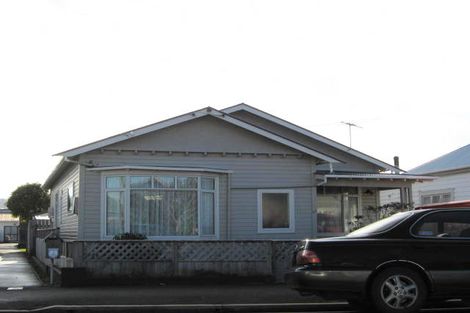 Photo of property in 24 Hargest Crescent, Saint Kilda, Dunedin, 9012