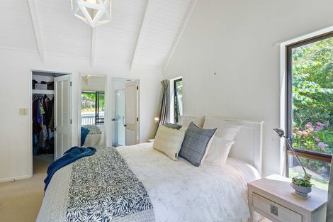 Photo of property in 34 Horopito Road, Waikanae, 5036