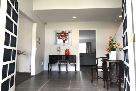 Photo of property in 8 Highgate Place, Somerville, Auckland, 2014