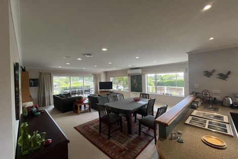 Photo of property in 2 Manukaka Heights, Hurdon, New Plymouth, 4310