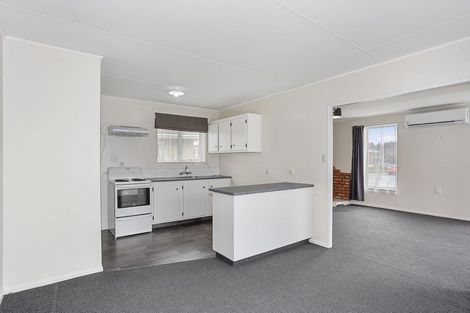 Photo of property in 14 Argyle Street, Kew, Invercargill, 9812