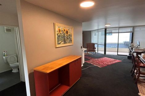 Photo of property in Regent Courts, 2/75 Gloucester Street, Christchurch Central, Christchurch, 8013