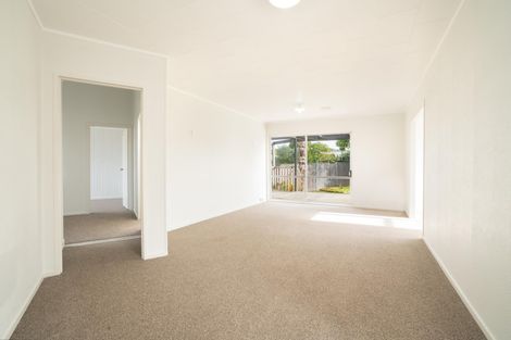 Photo of property in 14 Gambare Place, Wattle Downs, Auckland, 2103