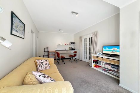 Photo of property in 12 Mallam Street, Karori, Wellington, 6012