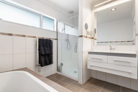 Photo of property in 18 Primrose Lane, Lucas Heights, Auckland, 0632
