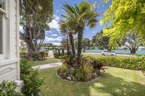 Photo of property in 43 King Edward Parade, Devonport, Auckland, 0624