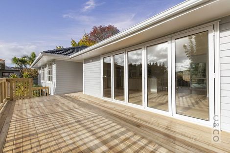 Photo of property in 407a Main Road, Huapai, Kumeu, 0810