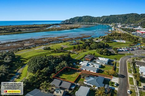Photo of property in 8a Beach Street, Fitzroy, New Plymouth, 4312