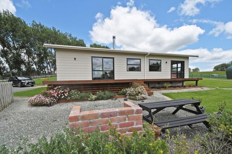 Photo of property in 56 Wattle Lane, Kaiwaka, 0573
