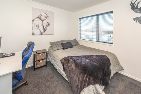 Photo of property in 16 Magnolia Crescent, Tawhero, Whanganui, 4501