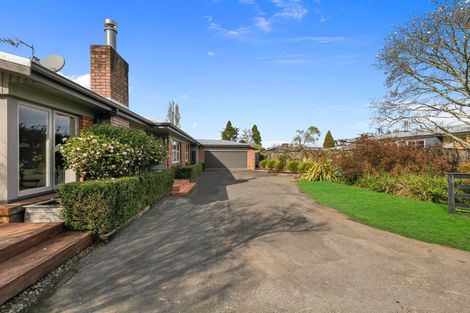 Photo of property in 8 Braid Road, St Andrews, Hamilton, 3200