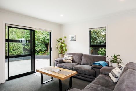 Photo of property in 24b Roberts Line, Kelvin Grove, Palmerston North, 4414