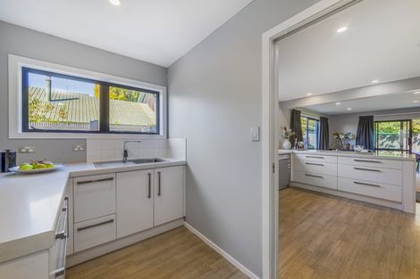 Photo of property in 17 Sayers Crescent, Ilam, Christchurch, 8041