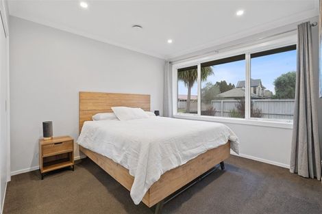 Photo of property in 4 Pethig Place, Halswell, Christchurch, 8025