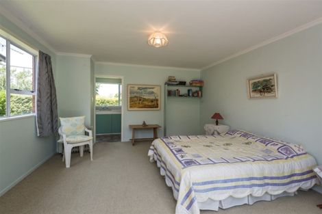 Photo of property in 65 Osborne Road, Amberley, 7410