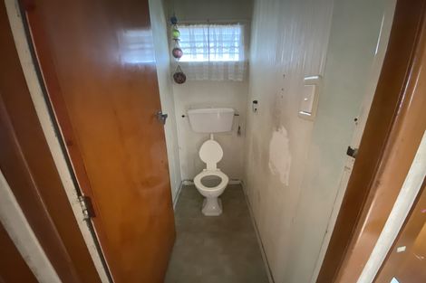 Photo of property in 16 Noel Burnside Road, Wiri, Auckland, 2025