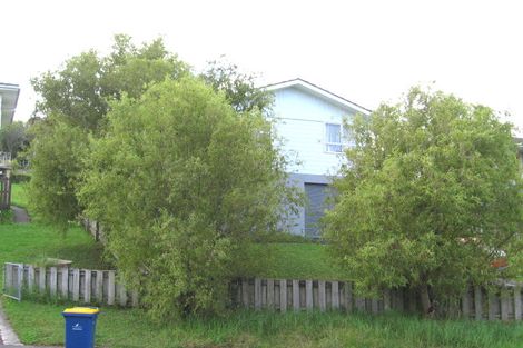 Photo of property in 10 Vallance Place, Massey, Auckland, 0614