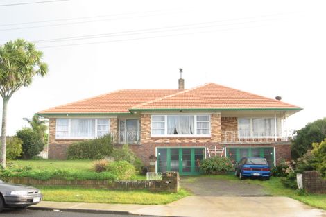 Photo of property in 22 Halver Road, Hillpark, Auckland, 2102