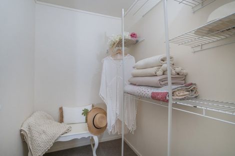 Photo of property in 37 Hahei Beach Road, Hahei, Whitianga, 3591