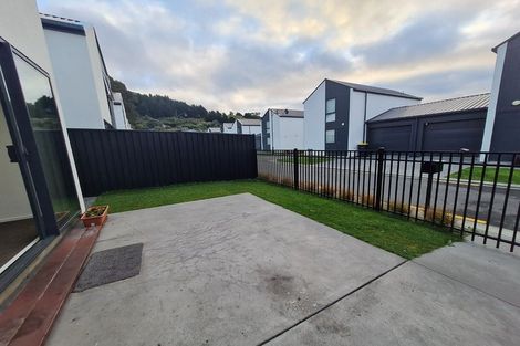 Photo of property in 14 Wheatsheaf Lane, Heathcote Valley, Christchurch, 8022