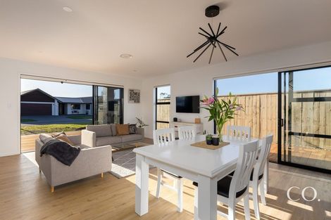 Photo of property in 22 Serenity Drive, Omokoroa, 3114