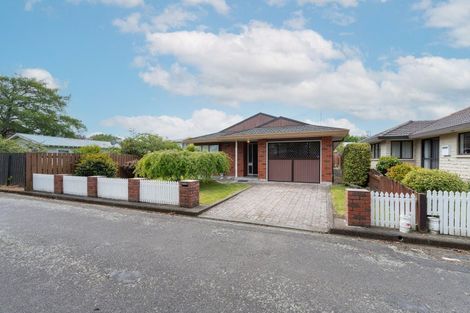 Photo of property in 1 Astrid Court, Awapuni, Palmerston North, 4412