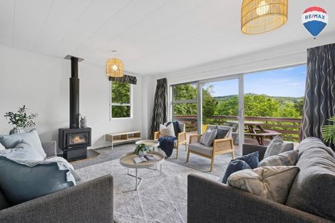 Photo of property in 86 Holborn Drive, Stokes Valley, Lower Hutt, 5019