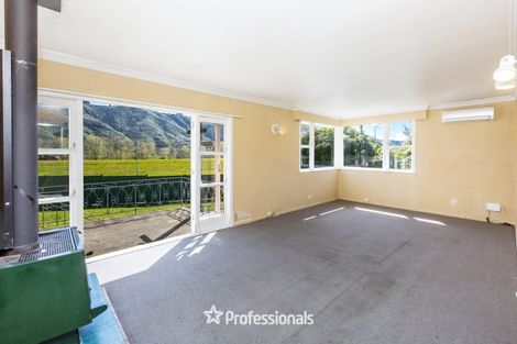 Photo of property in 17a Clouston Park Road, Clouston Park, Upper Hutt, 5018