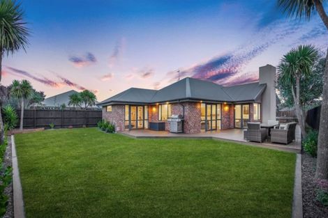 Photo of property in 80 Lamorna Road, Parklands, Christchurch, 8083