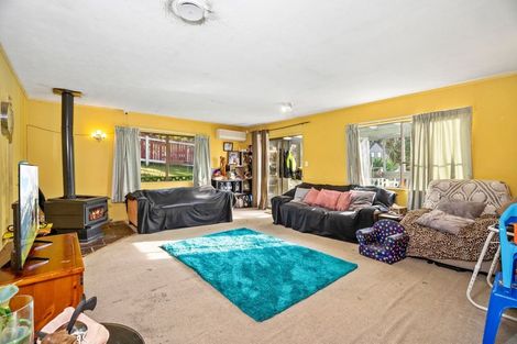 Photo of property in 12 Noeleen Street, Glenfield, Auckland, 0629
