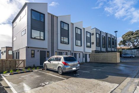 Photo of property in 13 Tokarewa Close, Mount Wellington, Auckland, 1062