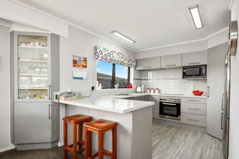 Photo of property in 8a Ascot Place, Mount Maunganui, 3116