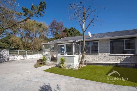 Photo of property in 2/72 Waratah Street, Avondale, Christchurch, 8061