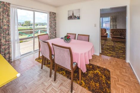 Photo of property in 23 Karamu Street, Tawhero, Whanganui, 4501