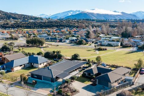 Photo of property in 18 Ash Avenue, Albert Town, Wanaka, 9305